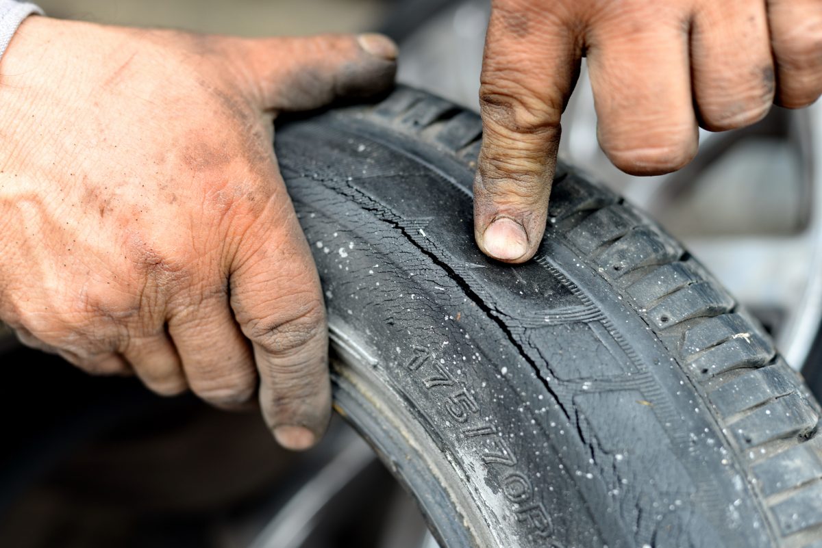 A Simple Guide To: Tire Replacement